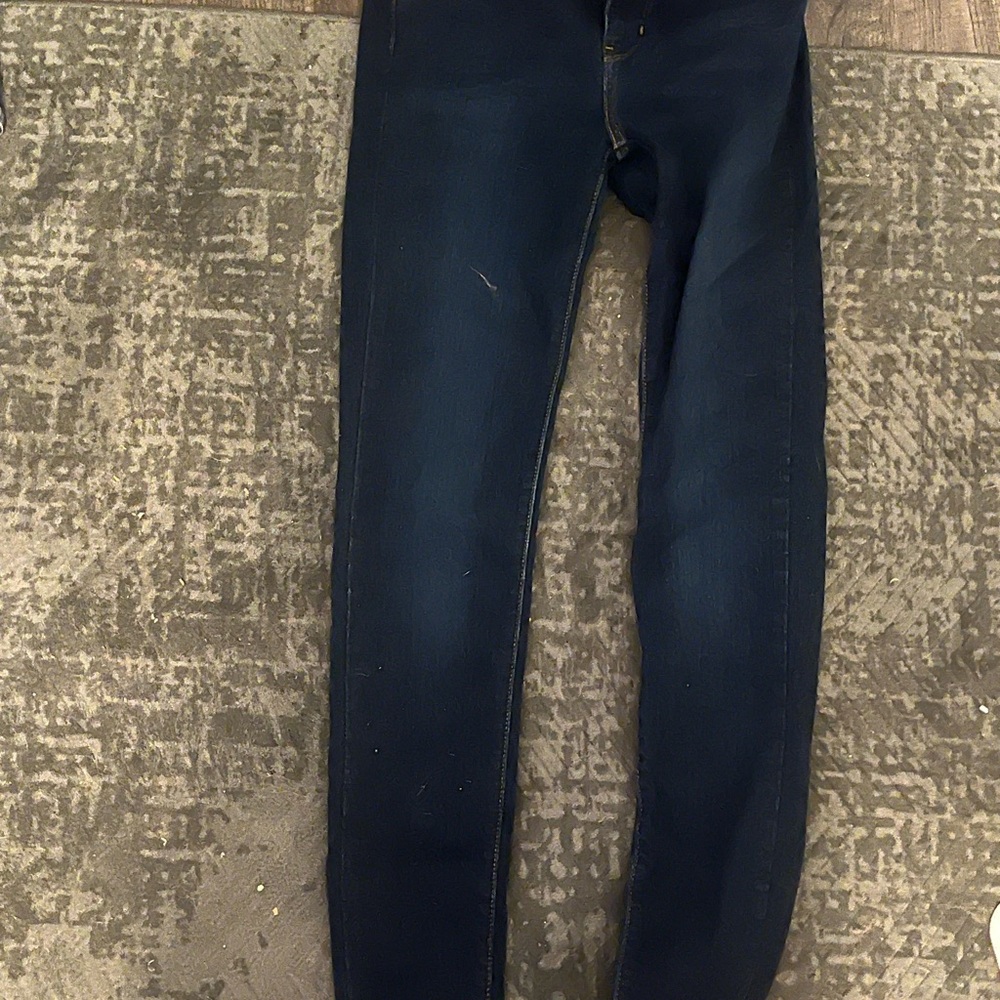 Dark Blue Levi’s  Skinny Jeans